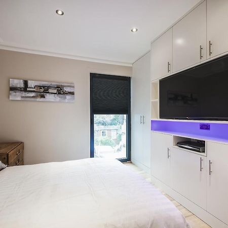 Modern Bedroom In London !! Exterior photo