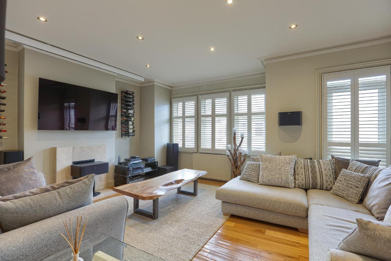 Modern Bedroom In London !! Exterior photo