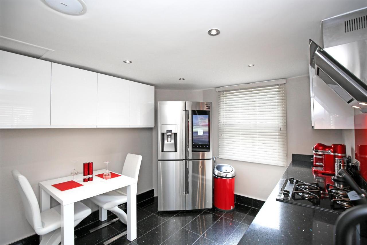 Modern Bedroom In London !! Exterior photo